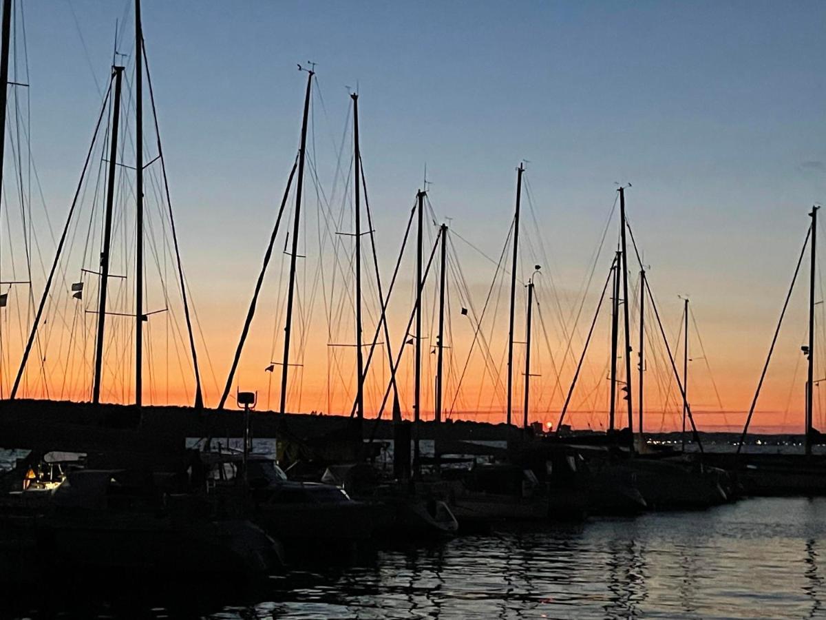 Floating Nr 1 Laboe